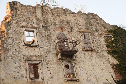 Parte del Castello di Colloredo di Montalbano da recuperare